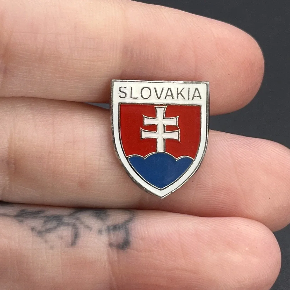 Slovakia Shield Crest Lapel‎ Hat Pin